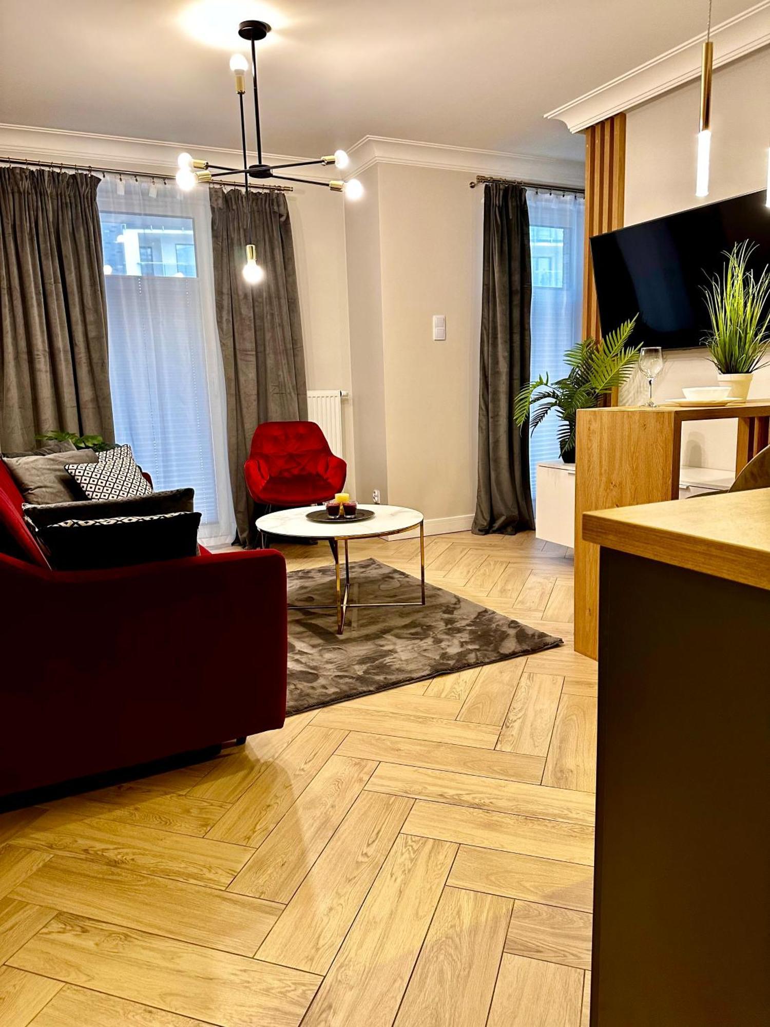 Apartamenty Kielce- Apartament Rubin Przy Zalew Kielecki, Faktura, Parking, Centrum エクステリア 写真