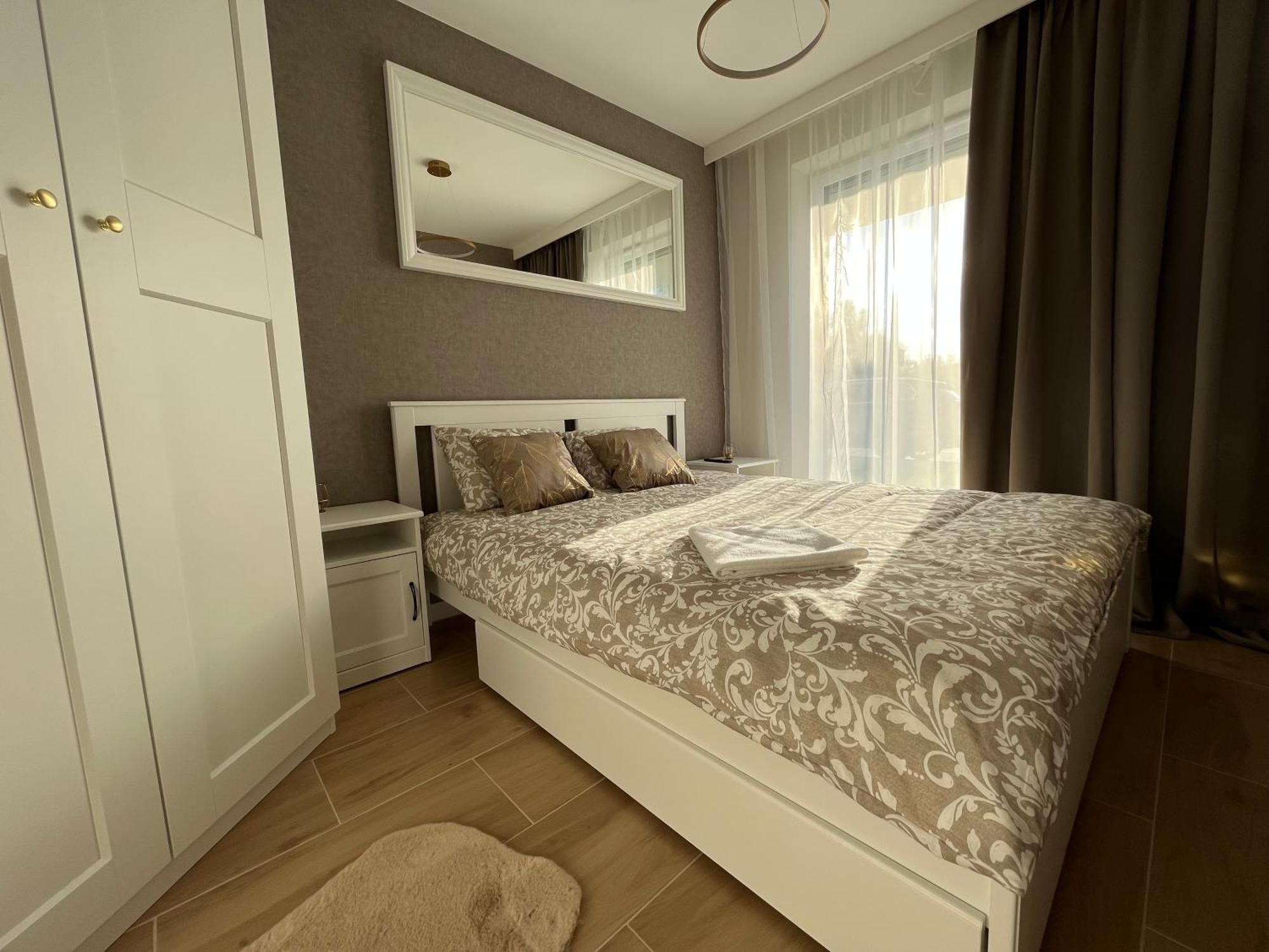 Apartamenty Kielce- Apartament Rubin Przy Zalew Kielecki, Faktura, Parking, Centrum エクステリア 写真